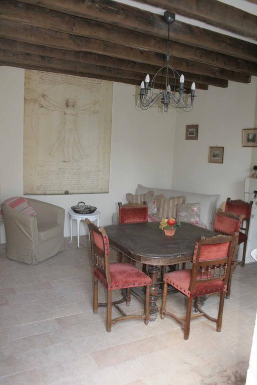 Chambres D'Hotes Le Clos Du Puits Mosnes Chambre photo